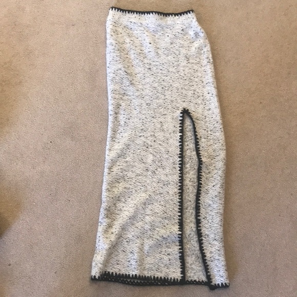 Sweater skirt - Picture 1 of 2